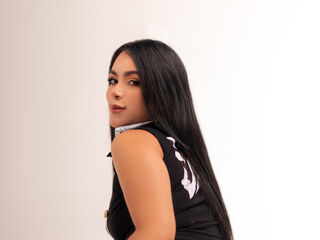 sexy camgirl picture ThaliiaDuran