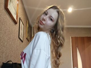 camgirl masturbating with sex toy VictoriaAdel