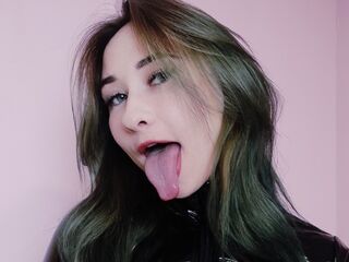hot live cam VikaCheers