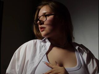 free online chat WhiteeChloee