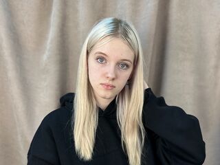 cam whore livesex WildaBoman