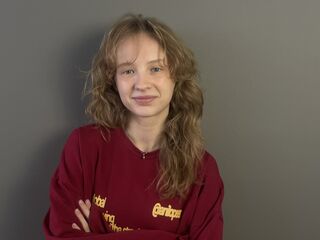 camslut showing pussy WinnifredMckowen