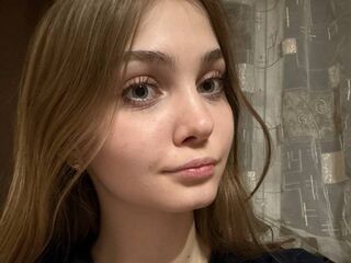 sexy cam girl picture YiBisher