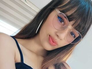 camwhore naked YiyisMarthin