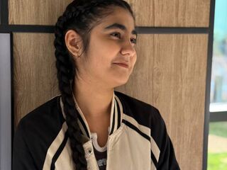 fingering webcam girl YukoKlapper