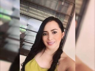 camgirl playing with dildo mialaurentt
